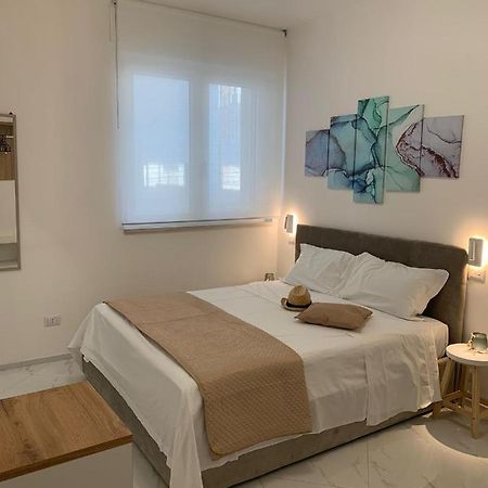Nautilus Room&Apartment 滨海波利尼亚诺 外观 照片