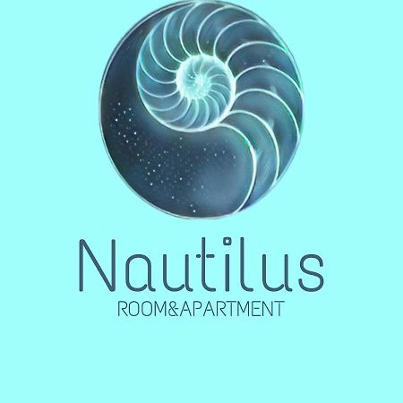 Nautilus Room&Apartment 滨海波利尼亚诺 外观 照片
