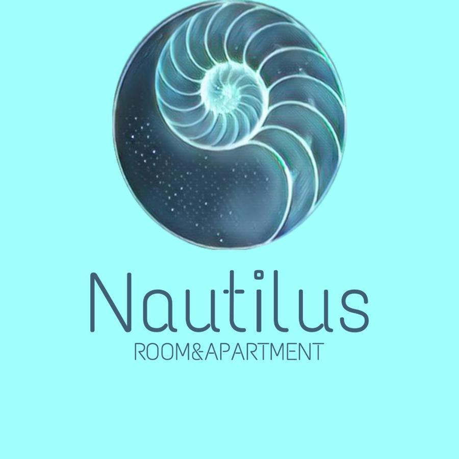 Nautilus Room&Apartment 滨海波利尼亚诺 外观 照片