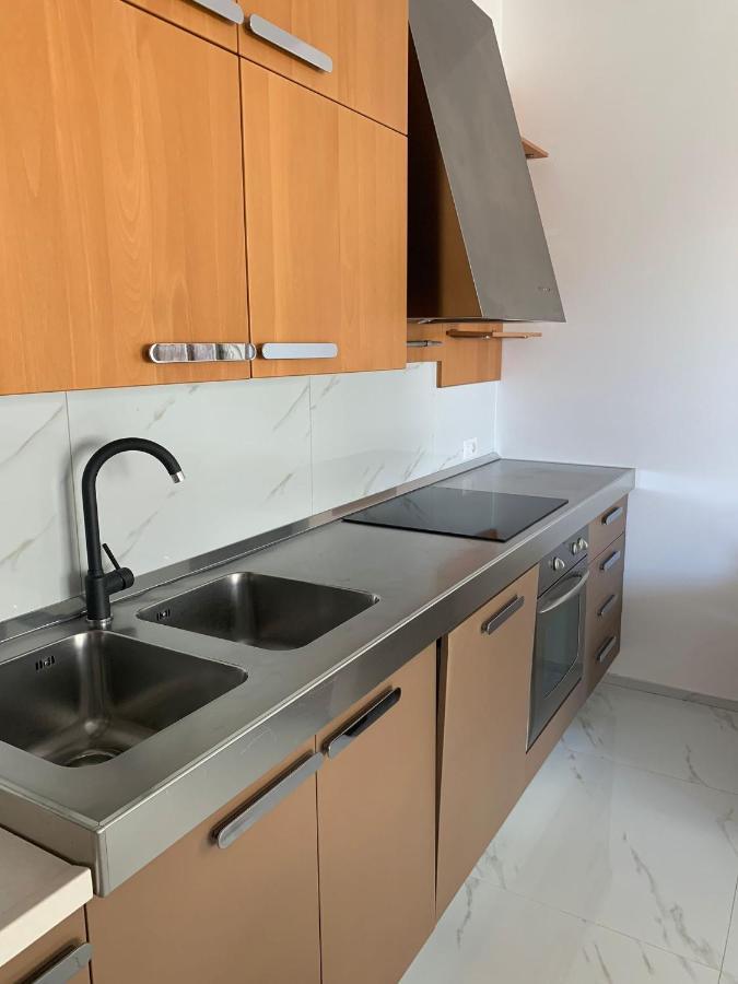 Nautilus Room&Apartment 滨海波利尼亚诺 外观 照片